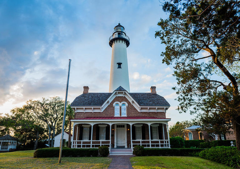 St. Simons Lighthouse Museum Ocean Lodge Resort
